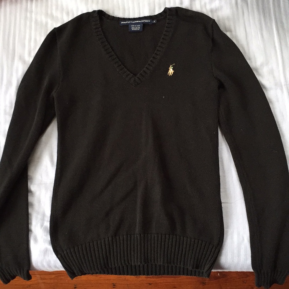 Polo Ralph Lauren sweater in good condition !